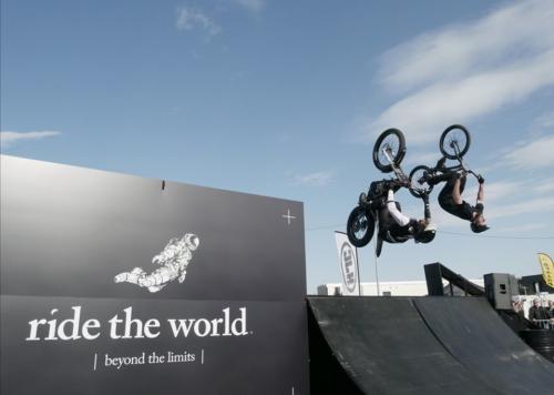 ridethewolrd